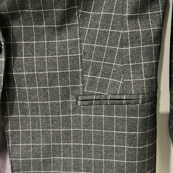 Banana Republic Factory Washable Windowpane Inverted Collar Blazer 8 - Picture 5 of 8